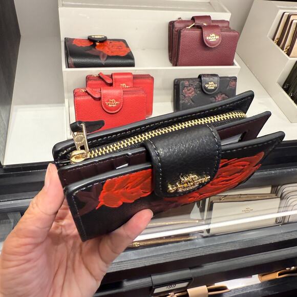 Coach Medium Corner Zip Wallet With Floral Print CCL63 Black/Red - Picture 2 of 5